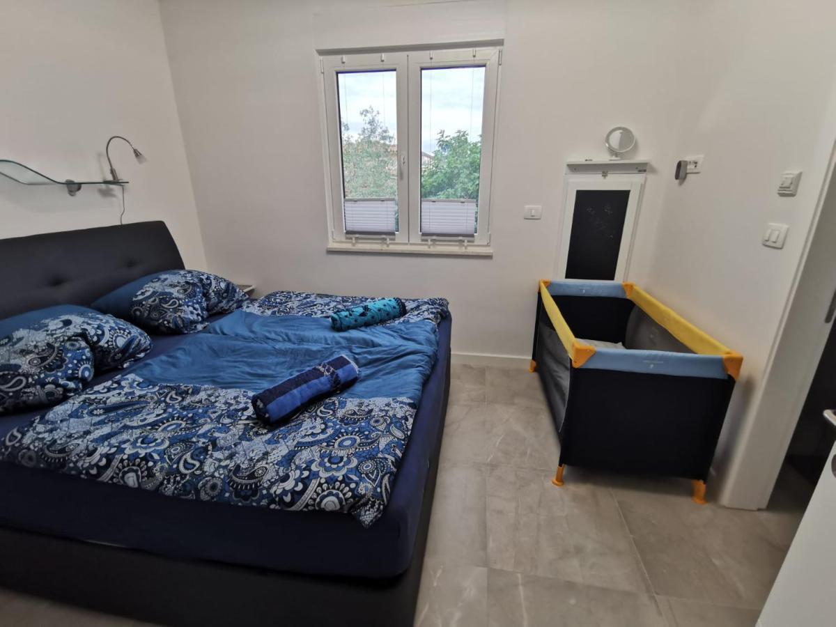 Volme Pool Apartment Banjole Bagian luar foto