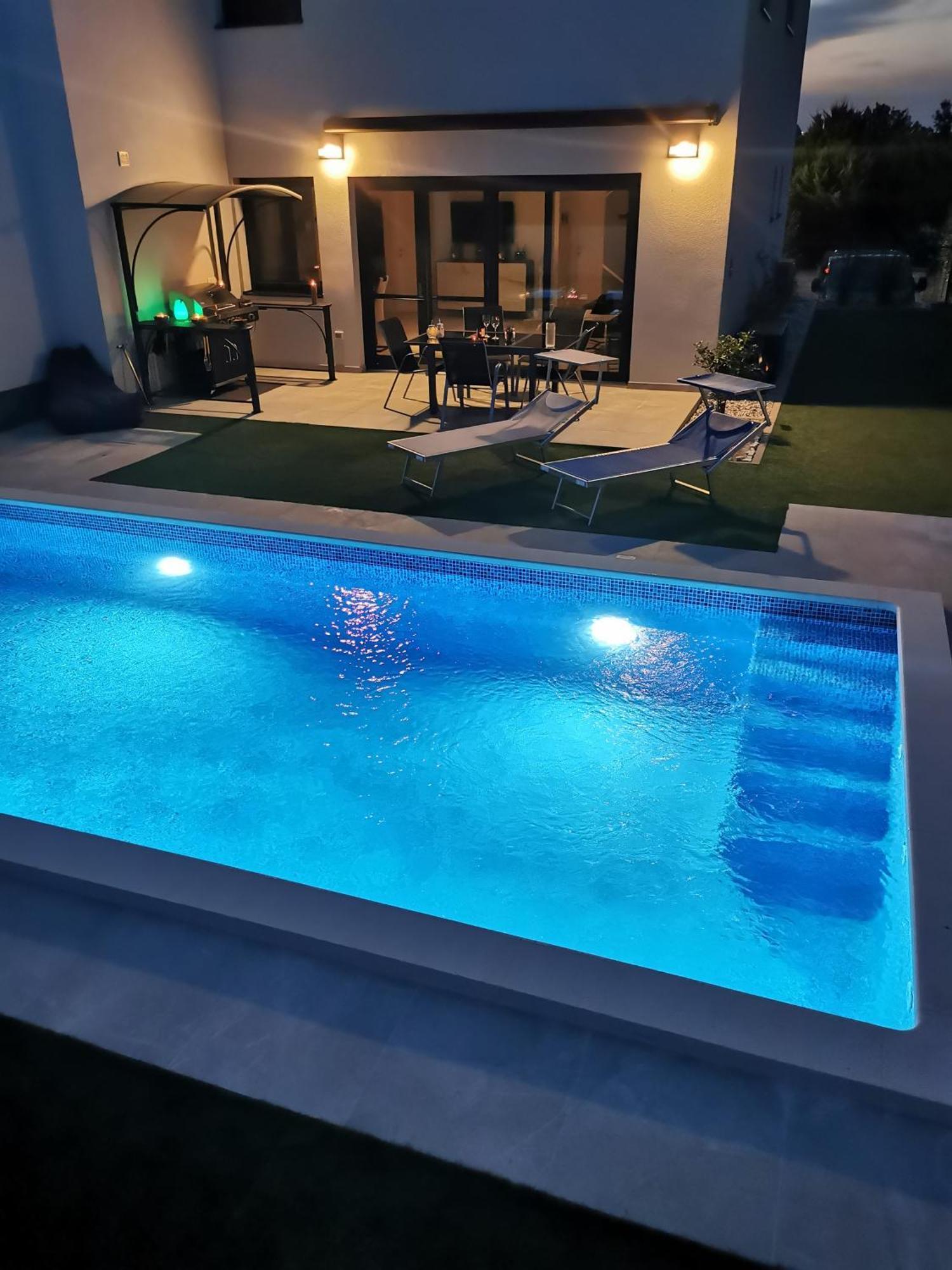 Volme Pool Apartment Banjole Bagian luar foto